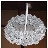 13" Round Bamboo Basket With Handle And Pine Cone Accident, Qty 120