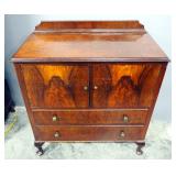 Antique Solid Wood Buffet With 2 Drawers And Storage Cabinet, 39.5" x 36" x 19"