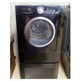 Frigidaire Gallery Series Electric Dryer Model GLE02152EE0 On Base With Pull-Out Compartment