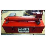 Matco Tools Portapower, Model #PP417, 4 Ton Capacity Includes Metal Carrying Case