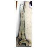 42" Heavy Equipment Wrench Tool, Heavy