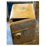 Sentry Supreme Combination Safe ,Model 5250 17" X 14" X 18