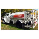 1988 Ford F600 Truck, VIN # 1FDNK64P3JVA03324, Mileage Showing 16,661 Exxon Jet Refueling Truck