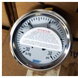 Wikai Pressure Gauges #223 53, 2.5", 30 PSI, Qty 45