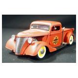 Danbury Mint 1935 Ford Pickup Vintage Hot Rod With "Title"