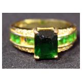 10k Gold Ring, Size 10, With Green Stones