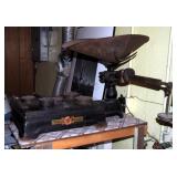 Antique Continental Scale Company, Hardware Balance Scale Includes Weights, 16.5" x 11" x 22"