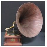 Victor Talking Machine Company Victrola Model V To IV Phonograph Player With Spearpoint Wood Horn, P