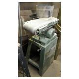 Central Machinery 6" Belt And 9" Disc Sander, Model 06852, 1 HP, Table Tilt 0-50 Degrees