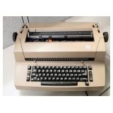 IBM Selectric II Electric Typewriter, Powers On