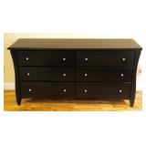 Night And Day Contemporary Solid Wood 6 Drawer Dresser, 31" X 62" X 18.5"
