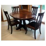 Amish-Made Frontier Furniture Oval Pedestal Dining Table 30" x 44" x 44" With 4 Matching Chairs And 