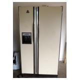 Montgomery Ward Side By Side Refrigerator/Freezer Model Number HMG-2494-2 67" x 36" x 30" Powers On