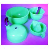 Vaseline Glass Appearing Kitchenware, Including Sunkist Juicer, 2 Mixing Bowls, Juicer Adapter, And 