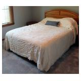 Select Comfort Ultra Series Adjustable Queen Size Mattress And Box Spring With Remote, Solid Wood He