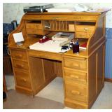 "Oak Craft" Solid Wood Roll Top Desk With Mail Sorter & Drawer Storage, 45" x 48" x 29"