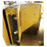 Belber Traveling Goods Steamer Trunk, 41" x 20" x 22"