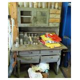 Antique Possom-Belly Baker