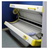 Sportarredo Holiday 45 Level 3 Tanning Bed With 32 Bulbs, Powers On, Bulbs Replaced In January 2020,