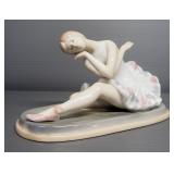 Porcelain Figurine Based On Lladro