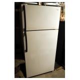 Frigidaire Refrigerator Freezer Model FRT18TPH, Refrigerator Is 18 Cubic Feet, Freezer Is 4 Cubic Fe