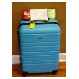 Auag Suitcase With $400 Herman Hill Inn And Suites Gift Certificate
