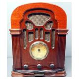 Thomas Collectors Edition American Series Radio Model 411 No. 0918, Powers On