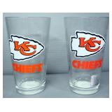 Boelter Brands 16 oz Kansas City Chiefs Pint Glasses, Qty 4, With NFL COA Stickers, In Man Crates Bo