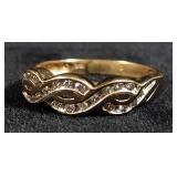 10K Diamond Weave Row Cluster Ladies Ring, Size 8, 2.8 g Total Weight