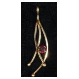 14K Gold Garnet Freeform Design Pendant, 2.3 g Total Weight
