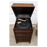 Salesman Samples, Famous Barr Co. Baby Grand Phonograph, 20.75in x 11.75in x 12.75, Has Minor Damage