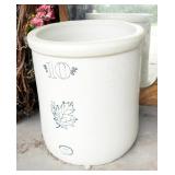 Western Stoneware Company Ten Gallon Crock, 17in Tall x 15.5in Round