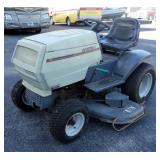 1998/99 White GT-225 Hydro Garden Tactor, Riding Lawn Mower, 50" Mid Mount Mower Deck, 22 HP Briggs 
