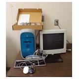Apple Power Macintosh G3 Tower 128 MB, 350MHZ/1M Cache, SDRAM/12 GB, HD/CD-RAM/Zip, Includes Monitor