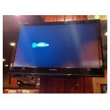 Dynex 37in LCD TV, Model DX-37L150A11, With Pivoting Wall Mount