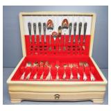 Wm. Rogers "Extra Plate" Silverplate Flatware Set, In Chest, Approx 70 Pieces, 2 Carving Knife Sets 