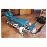 Vintage Zenith Co Hi-Lo Chiropractic Table, Serial Number 40410, Powers On