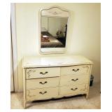 Vintage Dixie Furniture 6 Drawer Dresser With Dovetail Construction And Mirror, Dresser Measures 31i