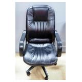 High Back Swivel Office Chair, On Wheels, Adjustable