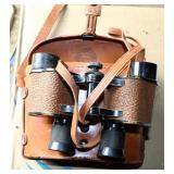 Vintage Bausch & Lomb Optical Co 6-Power Signal Corp US Army Field Binoculars In Original Leather Ca