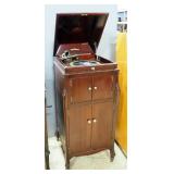 Victor Talking Machine Co. Victrola Style VV-XIV With Lower Storage Cabinet, Turntable Turns But Mac