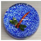 Animal Themed Glass Paperweights, Various Sizes And Colors, Includes Insects, Reptiles, And Birds, T