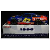 1:24 Scale Michael Waltrip #21 Star Trek Diecast Car And Robbie Gordon Suzuka 1:24 Scale Diecast Car
