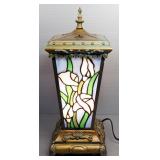 Stained Glass Lantern Style Table Lamp, Powers On