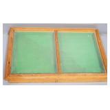 Dual Sided Tabletop Display With Lid