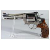 Smith & Wesson 627-0 Model Of 1989 S&W .357 Mag 6-Shot Revolver SN# BEK5302, In Box