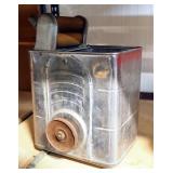 Vintage Portable Tabletop Washing Machine, 20" x 14" x 12"