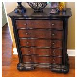 Stein World 5 - Drawer Chest Of Drawers, 33" x 29" x 15