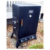 Master Built Gas Smokehouse Smoker, Model 2005021, 42" x 24" x 17"