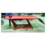 Pittsburgh 1000lb Hydraulic Motorcycle Lift, 86.5" x 27", Item No. 69904